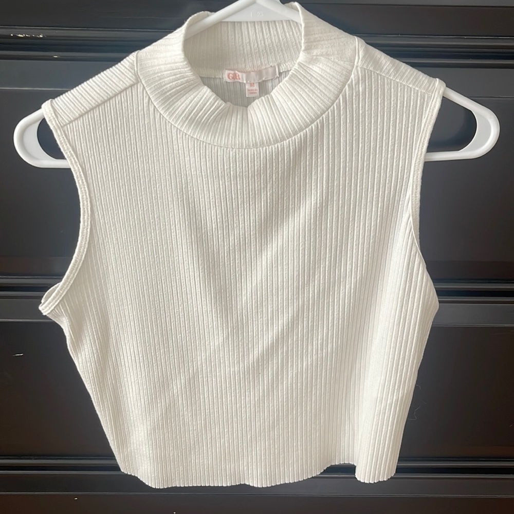 Mock neck crop sweater tank